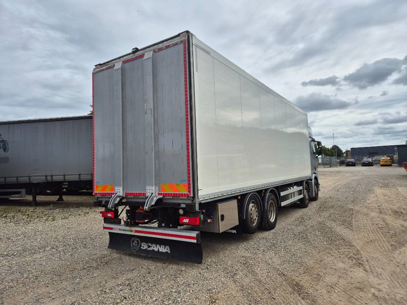 Scania R 500 8x2 //Rampe// Underboring - Box truck: picture 4 Scania R 500 8x2 //Rampe// Underboring - Box truck: picture 4