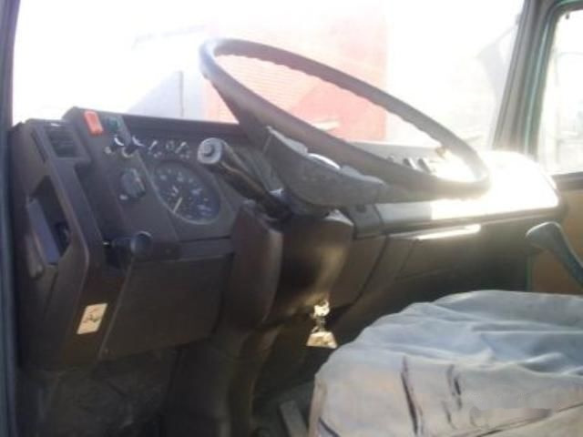 Mercedes-Benz 11.17 - Dropside/ Flatbed truck: picture 4 Mercedes-Benz 11.17 - Dropside/ Flatbed truck: picture 4