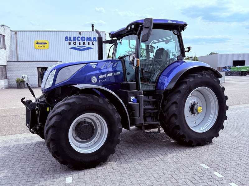 New Holland T7.270 AutoCommand Blue Power – Stage V - Farm tractor: picture 1 New Holland T7.270 AutoCommand Blue Power – Stage V - Farm tractor: picture 1