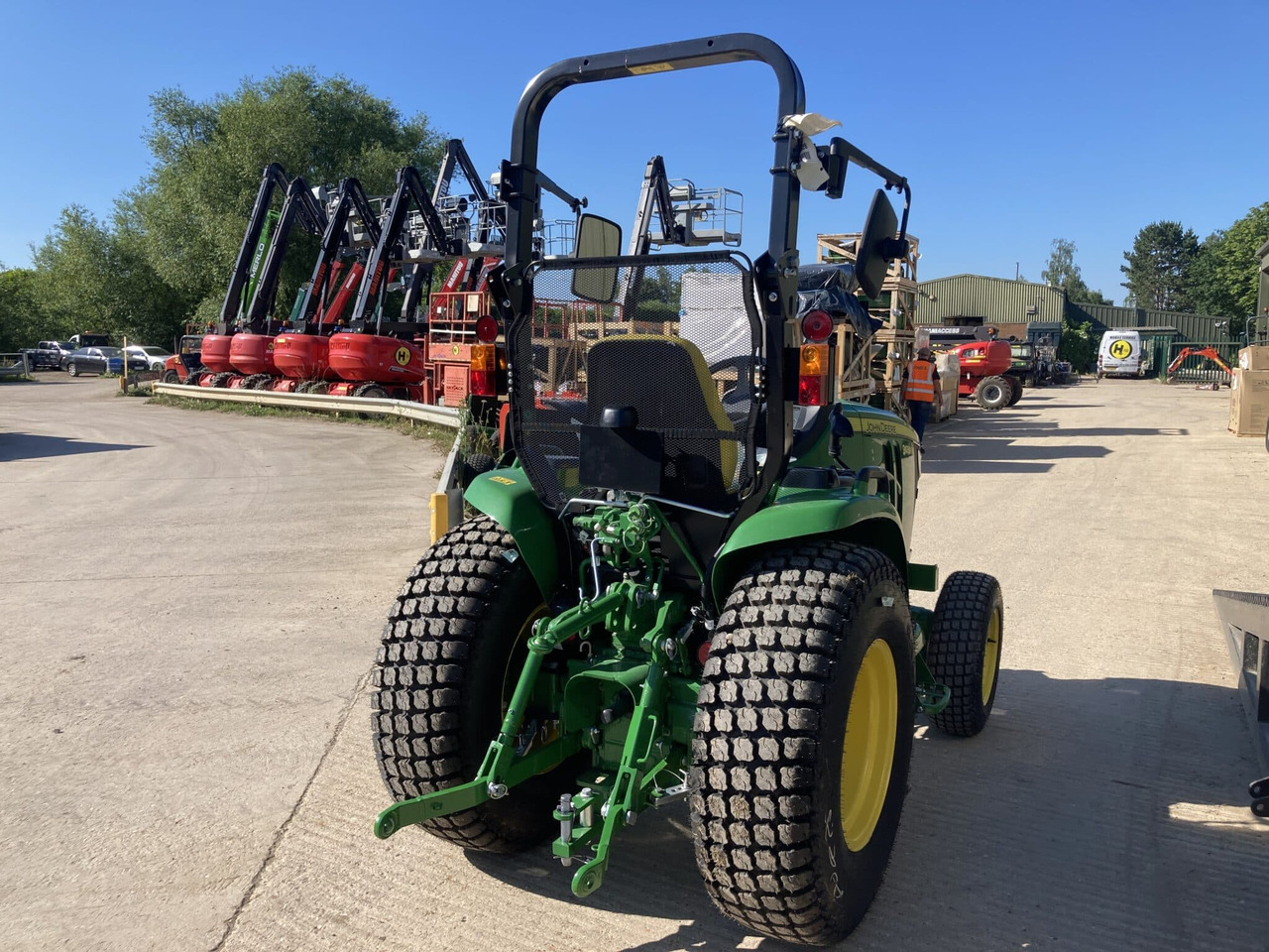 John Deere 3039R compact tractor - Compact tractor: picture 5 John Deere 3039R compact tractor - Compact tractor: picture 5