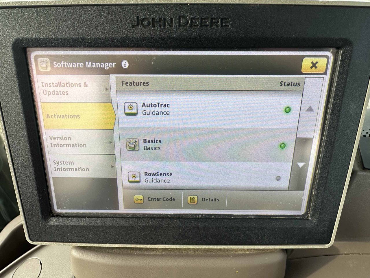 John Deere 6130R - Farm tractor: picture 2 John Deere 6130R - Farm tractor: picture 2