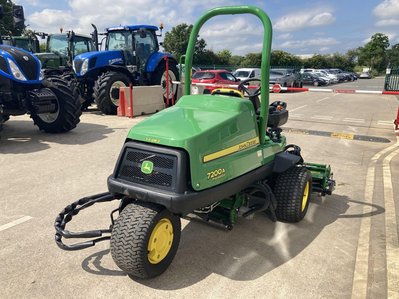 John Deere 7200A utility mower - Garden mower: picture 5 John Deere 7200A utility mower - Garden mower: picture 5