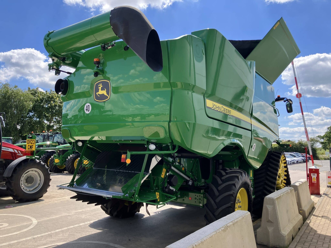 John Deere S780 - Combine harvester: picture 5 John Deere S780 - Combine harvester: picture 5