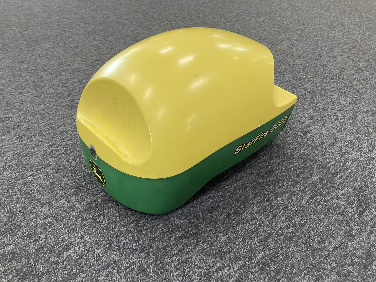 John Deere SF6000 - Navigation system for Agricultural machinery: picture 1 John Deere SF6000 - Navigation system for Agricultural machinery: picture 1