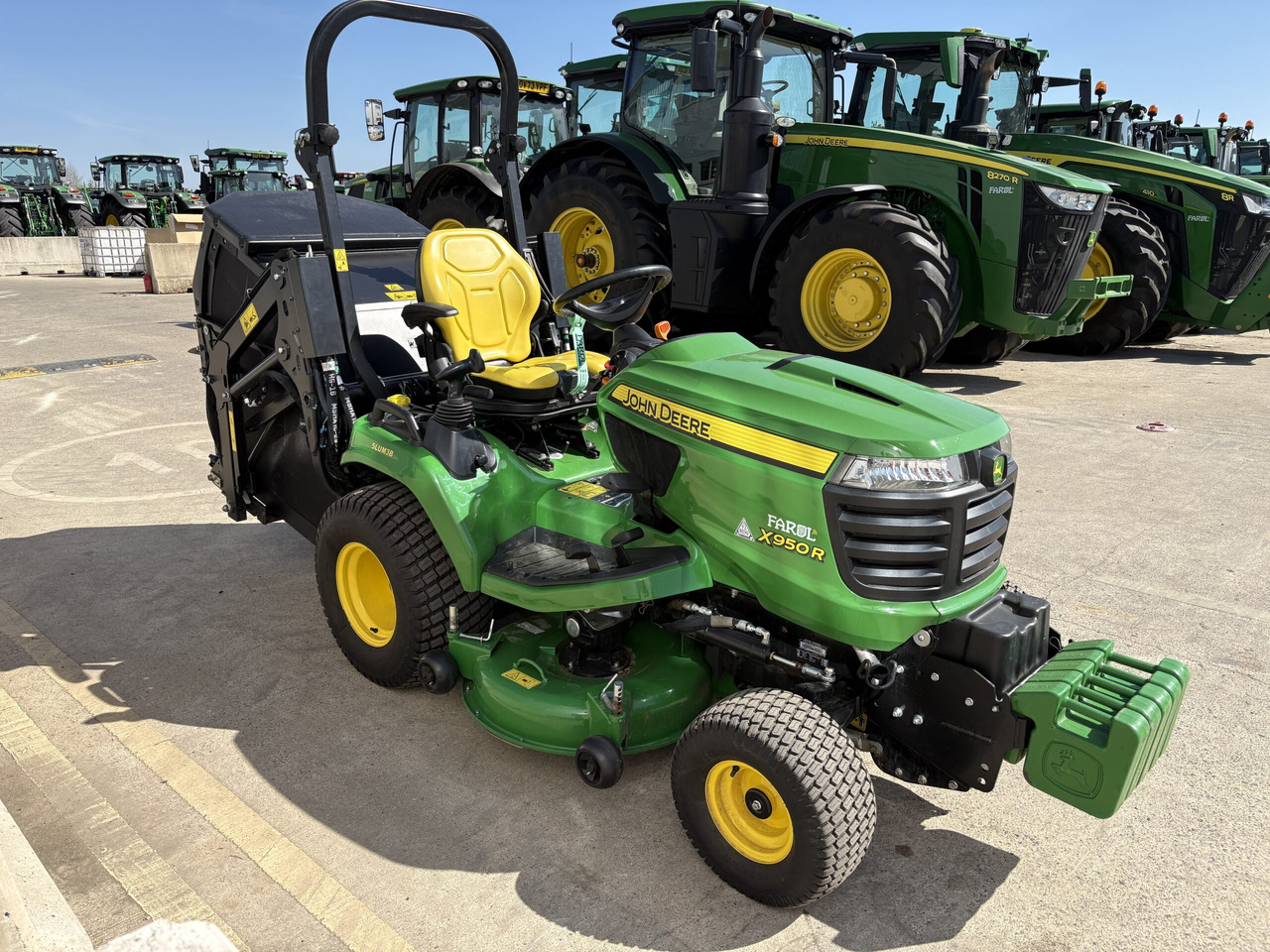 John Deere X950R Cut & Collect mower - Garden mower: picture 3 John Deere X950R Cut & Collect mower - Garden mower: picture 3
