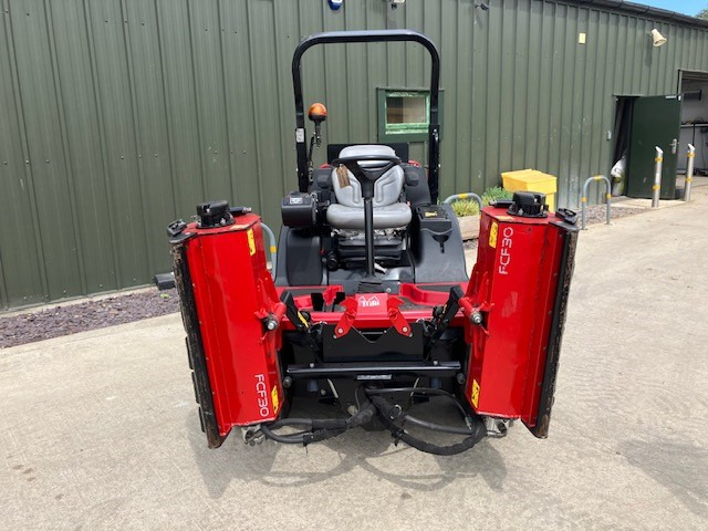 Toro LTF3000 Commercial Triple Flail Mower - Garden mower: picture 2 Toro LTF3000 Commercial Triple Flail Mower - Garden mower: picture 2