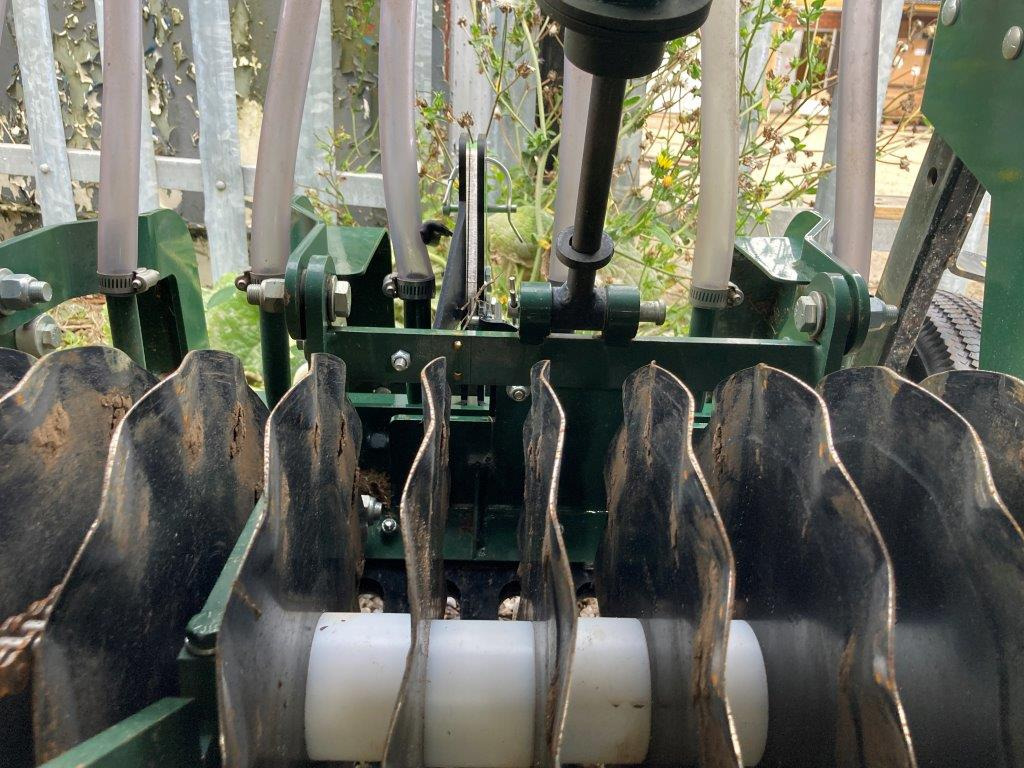 New Sowing equipment Turfco TriWave™ 60 Overseeder: picture 6