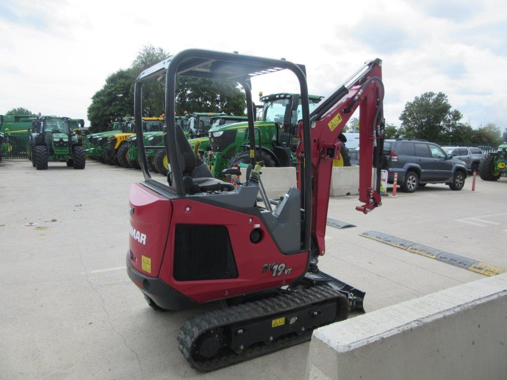 Excavator YANMAR SV19VT: picture 6