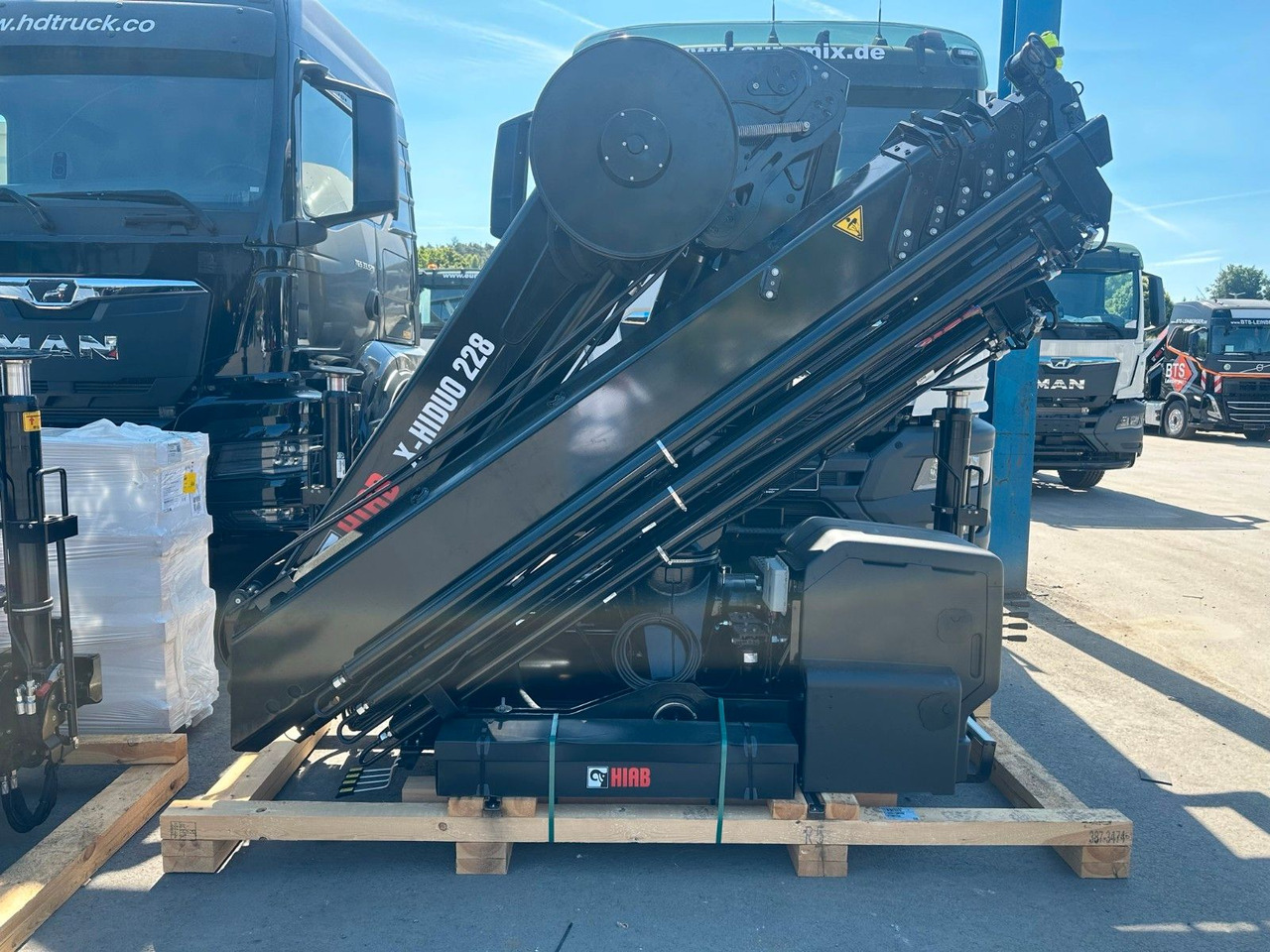 Kran Hiab X Hiduo 228-6 - Crane truck: picture 1 Kran Hiab X Hiduo 228-6 - Crane truck: picture 1