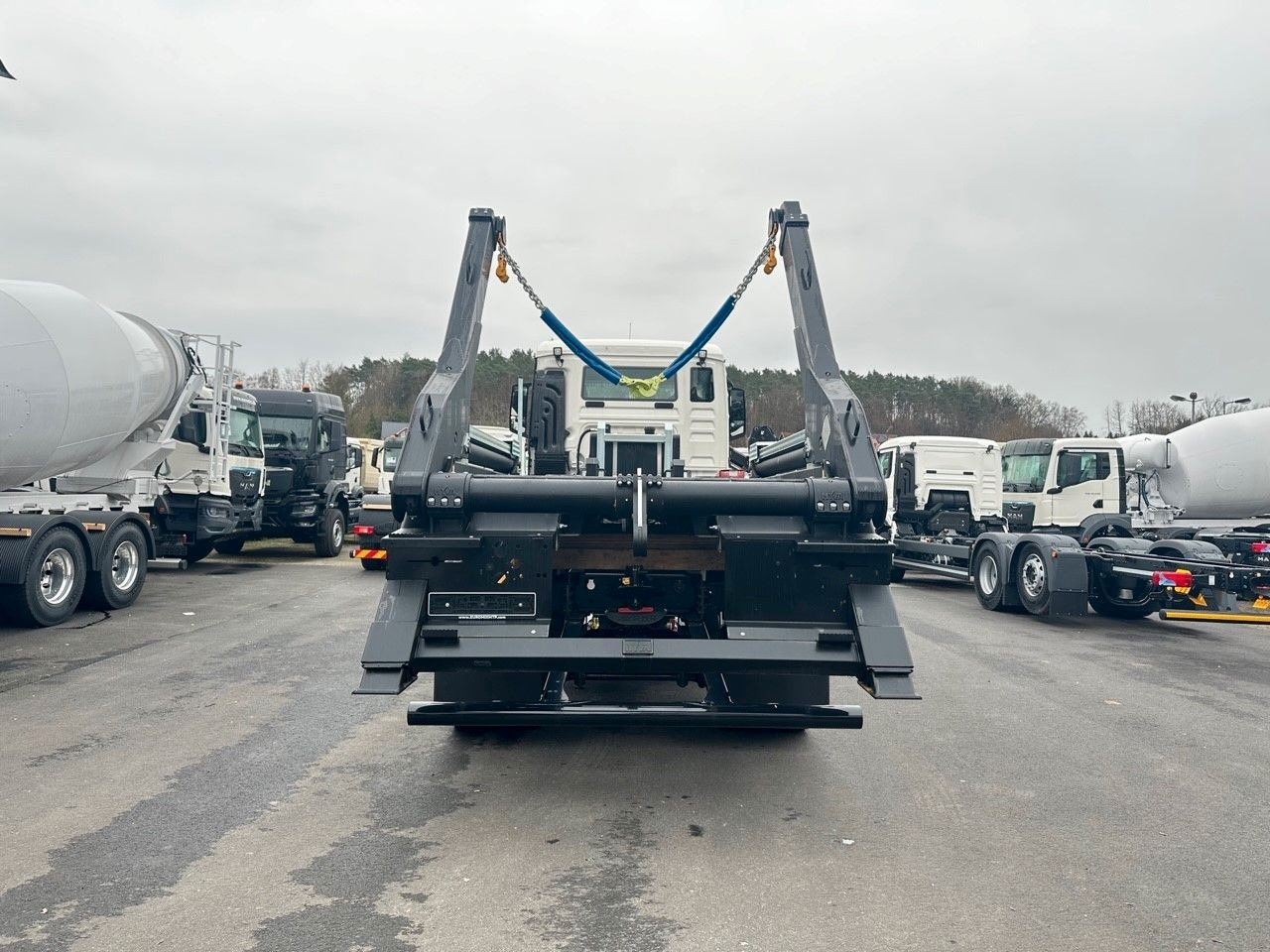 MAN TGS 18.400 4x4 Euro 6e Hyva Absetzkipper - Tipper, Crane truck: picture 2 MAN TGS 18.400 4x4 Euro 6e Hyva Absetzkipper - Tipper, Crane truck: picture 2