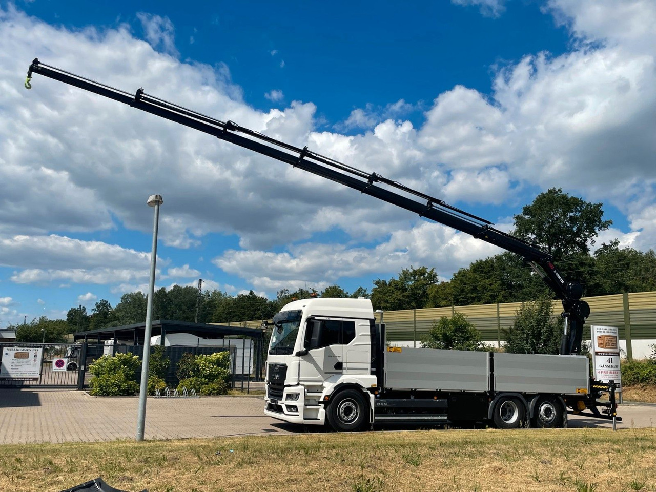 MAN TGS 26.480 /6X2 Euro6 Retarder HIAB 228 - 6 - Crane truck: picture 1 MAN TGS 26.480 /6X2 Euro6 Retarder HIAB 228 - 6 - Crane truck: picture 1