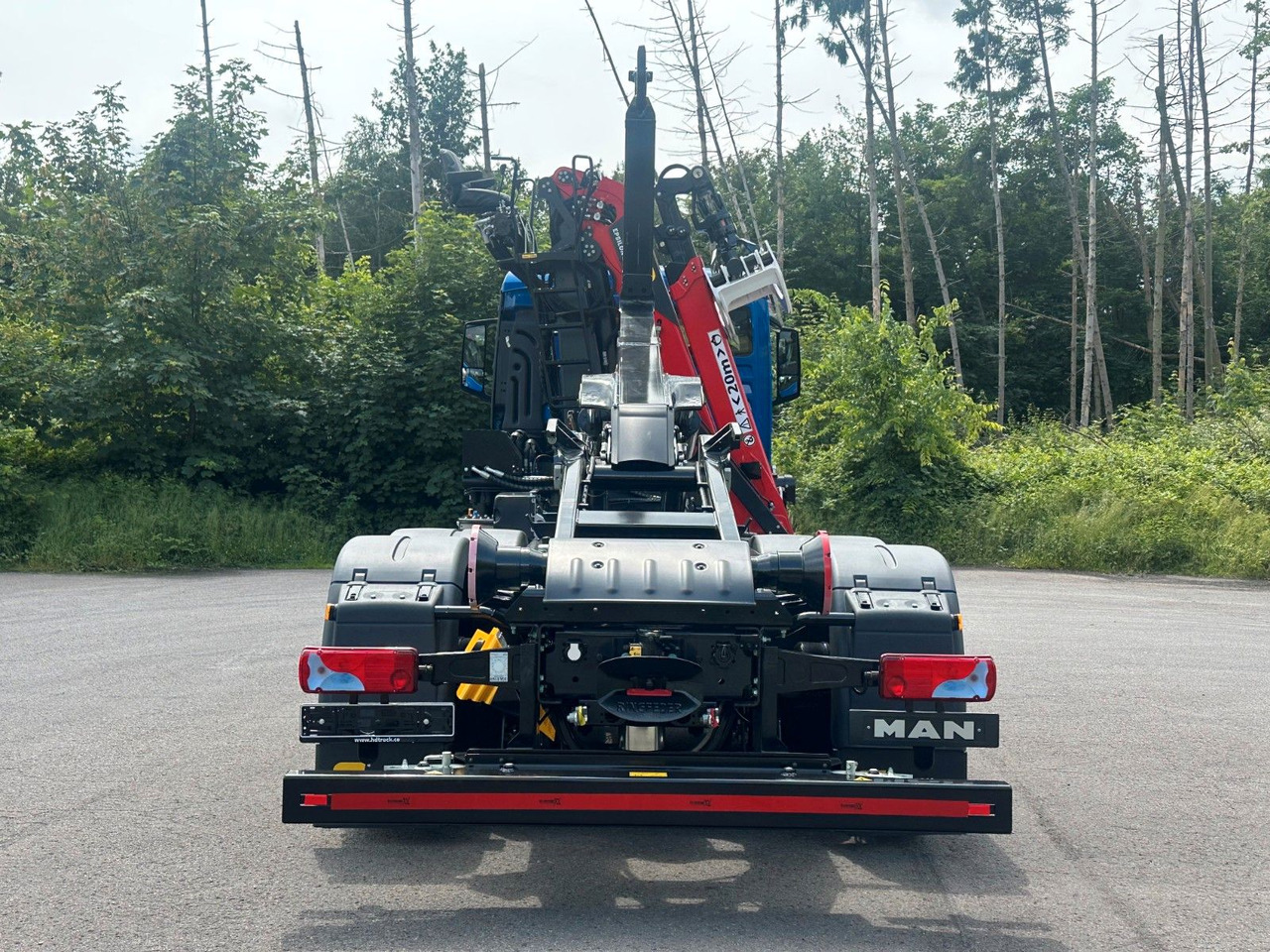 Hook lift truck, Crane truck MAN TGS 26.480 6x2 Abrollkipper + Kran EPSILON: picture 6