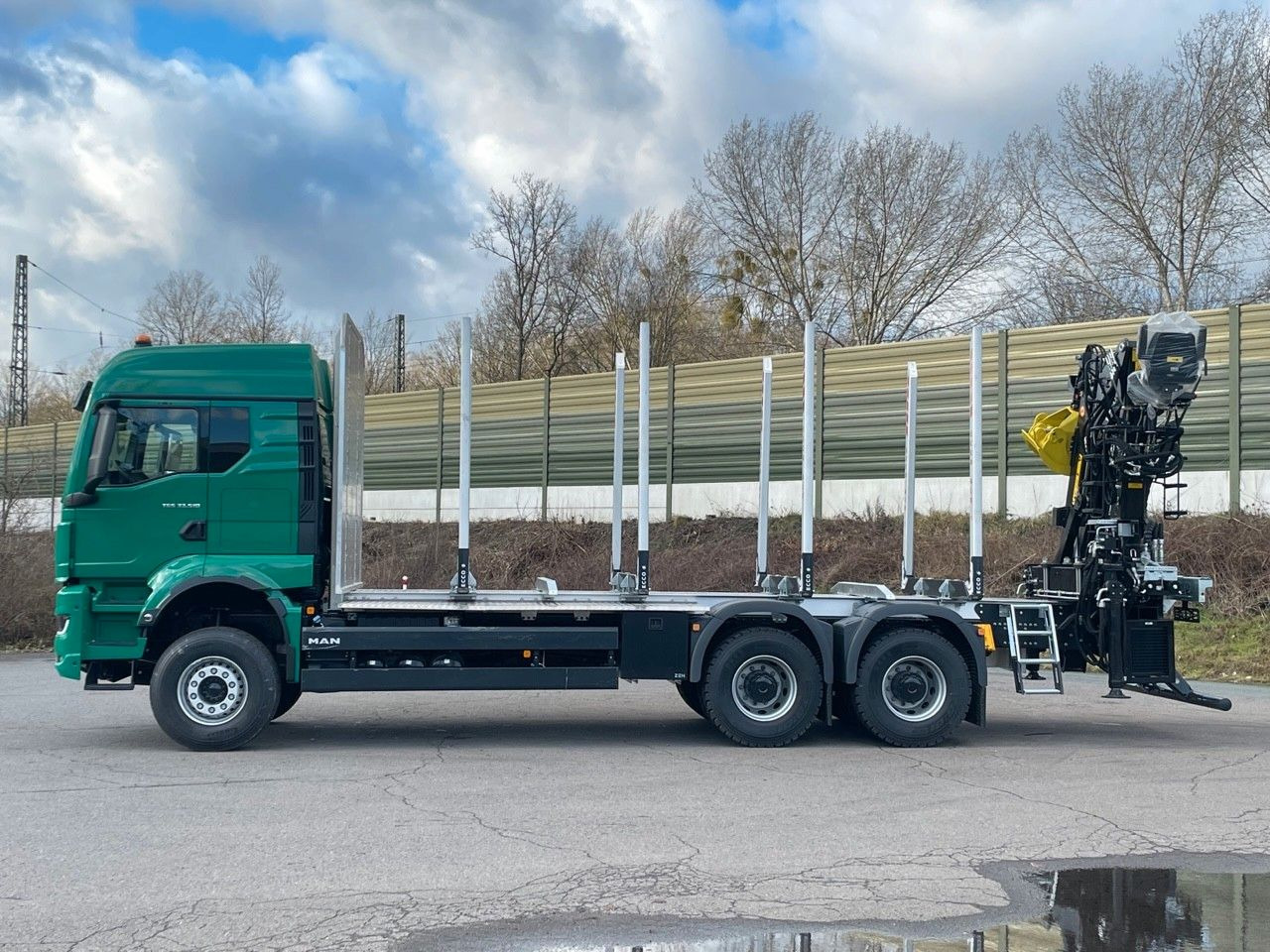 MAN TGS 33.510 6X4 BL Euro6e LogLift 165Z - Log truck, Crane truck: picture 4 MAN TGS 33.510 6X4 BL Euro6e LogLift 165Z - Log truck, Crane truck: picture 4