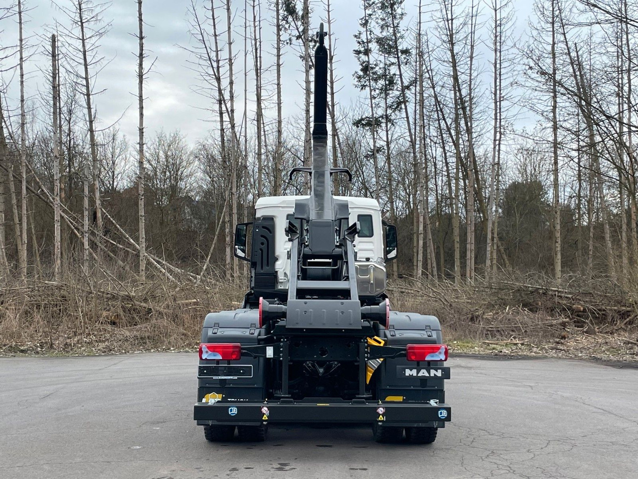 MAN TGS 35.470 8x4 Euro6e Hiab MultLift Abrollkipper - Hook lift truck, Crane truck: picture 5 MAN TGS 35.470 8x4 Euro6e Hiab MultLift Abrollkipper - Hook lift truck, Crane truck: picture 5
