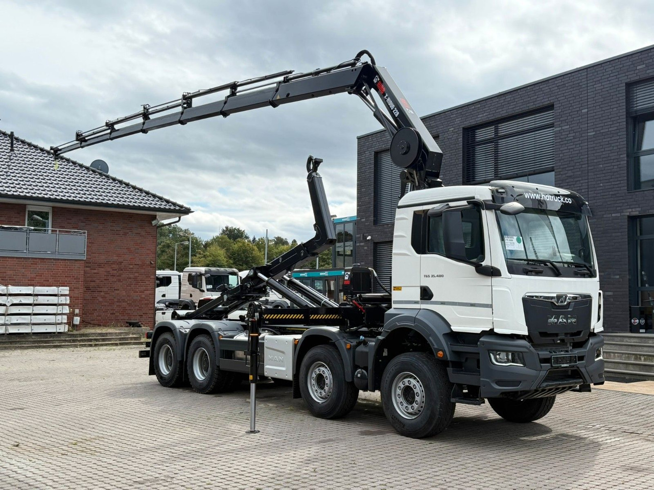 MAN TGS 35.480 8x4 Abrollkipper + Kran HIAB 228-6 - Hook lift truck, Crane truck: picture 1 MAN TGS 35.480 8x4 Abrollkipper + Kran HIAB 228-6 - Hook lift truck, Crane truck: picture 1