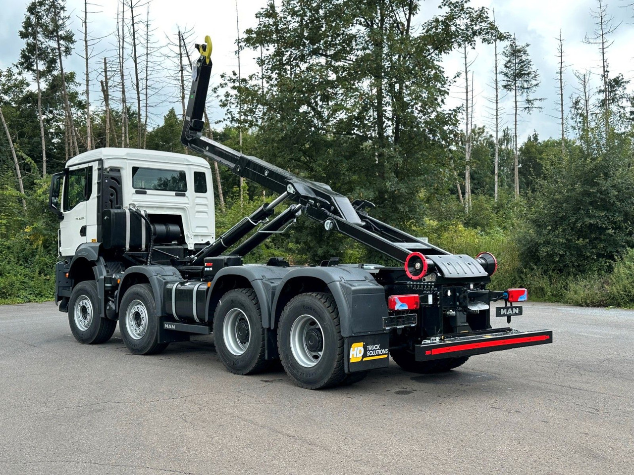 MAN TGS 35.520 8x4 Euro6e MultiLift 25s59 - Hook lift truck: picture 5 MAN TGS 35.520 8x4 Euro6e MultiLift 25s59 - Hook lift truck: picture 5