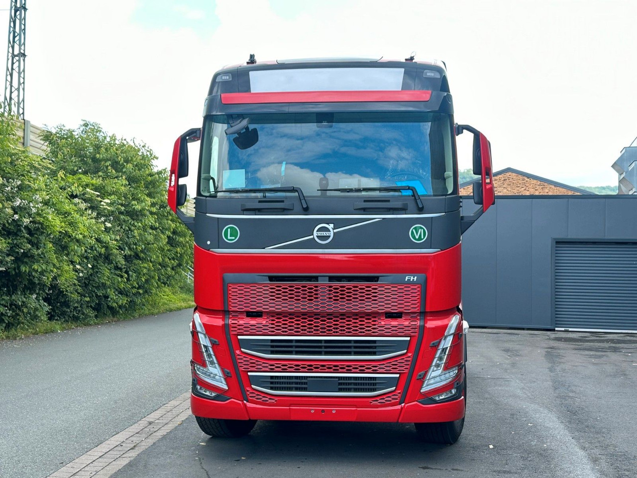Volvo FH 540 6x4 - Cab chassis truck: picture 2 Volvo FH 540 6x4 - Cab chassis truck: picture 2