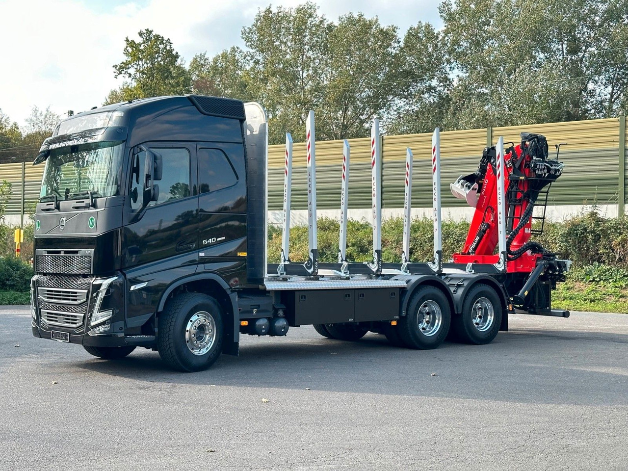Volvo FH 540 6x4 LogLift EPSILON - Log truck, Crane truck: picture 2 Volvo FH 540 6x4 LogLift EPSILON - Log truck, Crane truck: picture 2