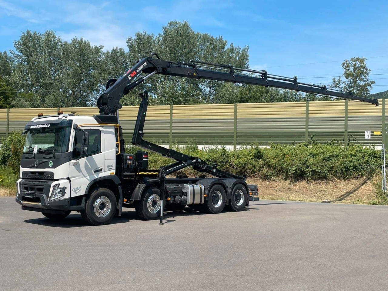 Volvo FMX 500 8x4 Abrollkipper + Kran Hiab 228-6 - Hook lift truck, Crane truck: picture 1 Volvo FMX 500 8x4 Abrollkipper + Kran Hiab 228-6 - Hook lift truck, Crane truck: picture 1