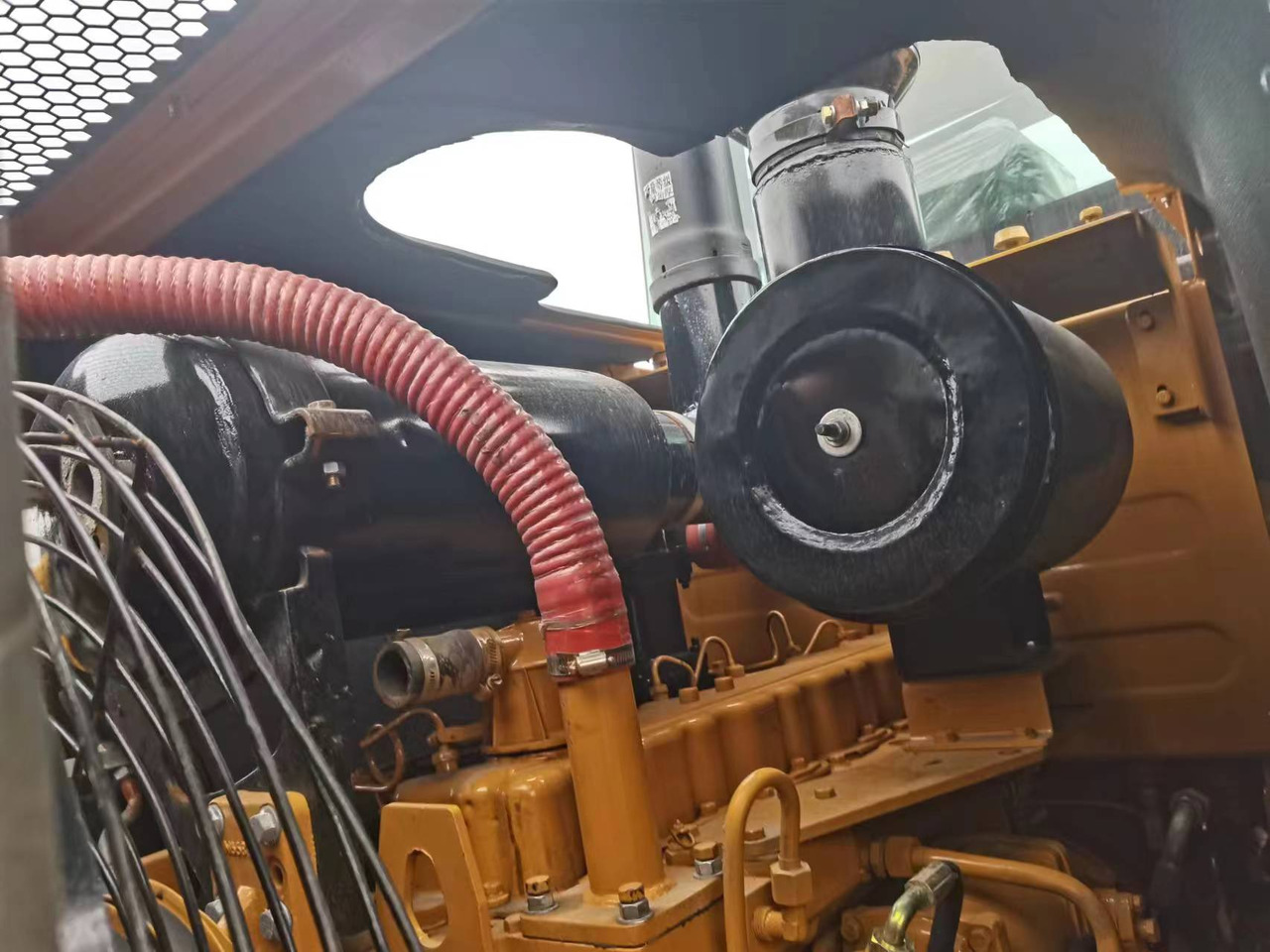 Wheel loader CATERPILLAR 950H: picture 7