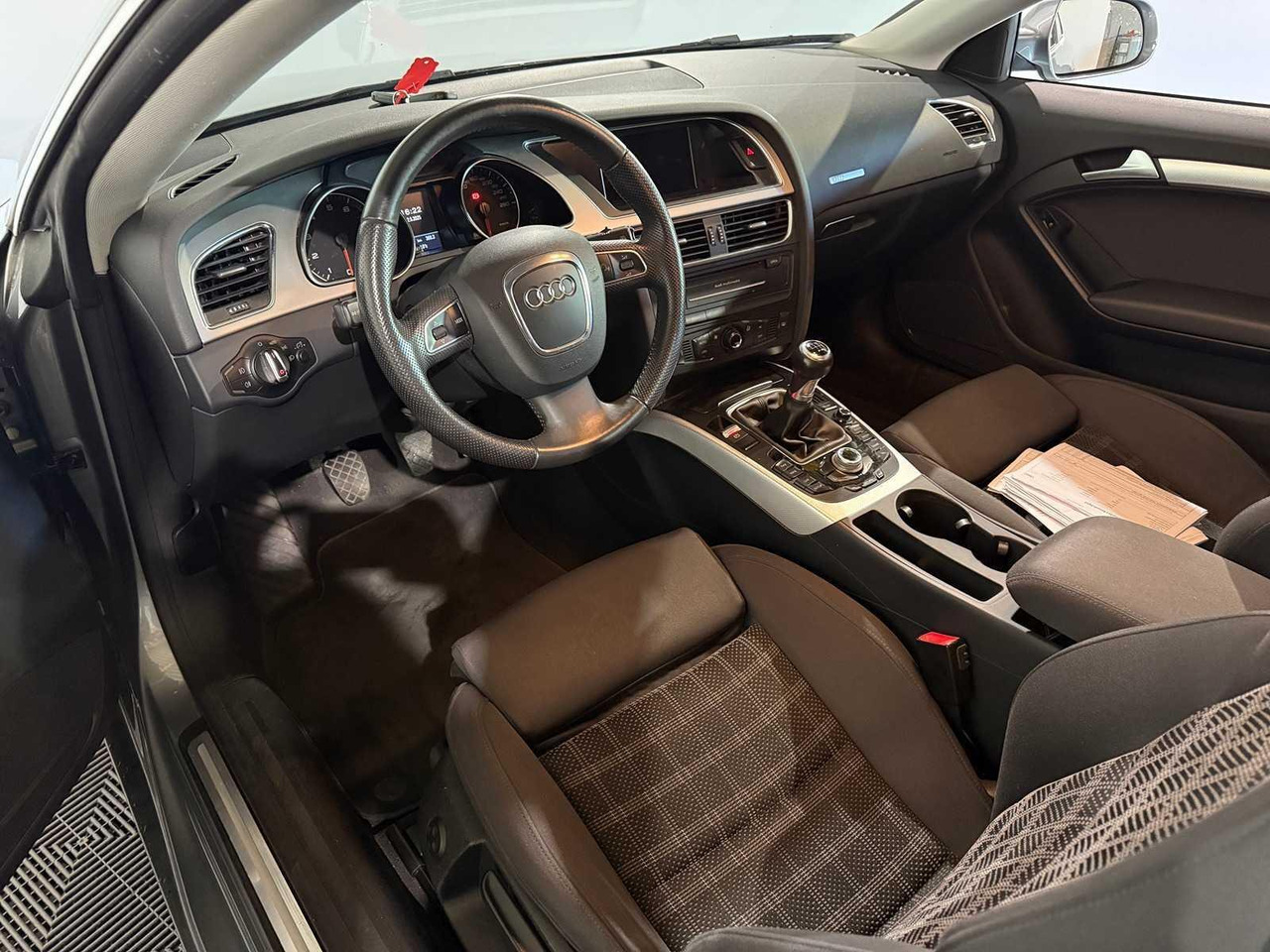 Audi A5 Coupé 2.0 TFSI Pro Line Business 60-RGK-5 233.366 km - Car: picture 2 Audi A5 Coupé 2.0 TFSI Pro Line Business 60-RGK-5 233.366 km - Car: picture 2