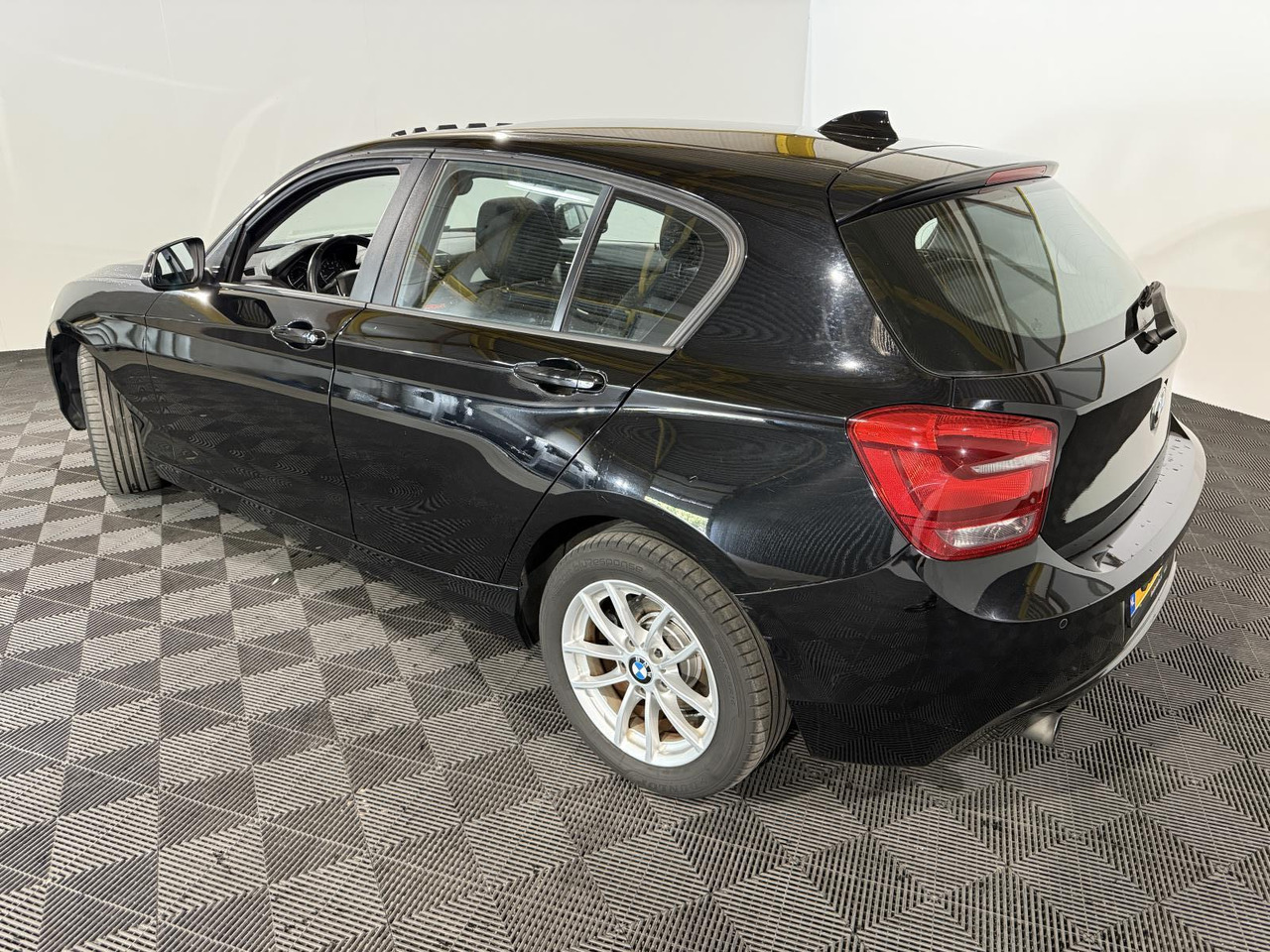 BMW | 1-serie | 116i Business | 2013 | 161.924 km | GB109S | Geen oordeel - Hatchback: picture 3 BMW | 1-serie | 116i Business | 2013 | 161.924 km | GB109S | Geen oordeel - Hatchback: picture 3