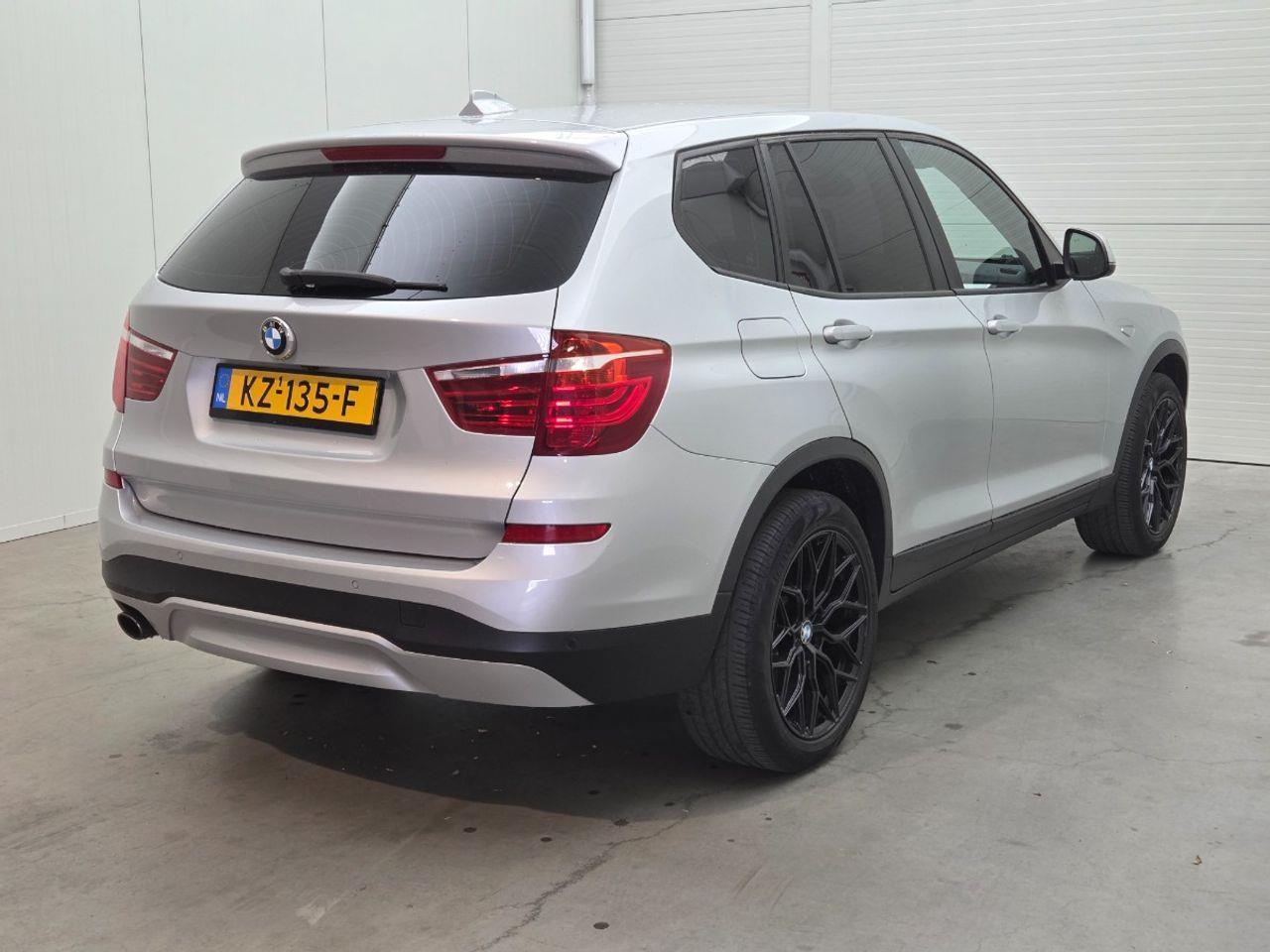 BMW X3 sDrive20i Business | 2015 | 192.306 km | Automaat | KZ135F | NAP: Geen oordeel - SUV: picture 4 BMW X3 sDrive20i Business | 2015 | 192.306 km | Automaat | KZ135F | NAP: Geen oordeel - SUV: picture 4