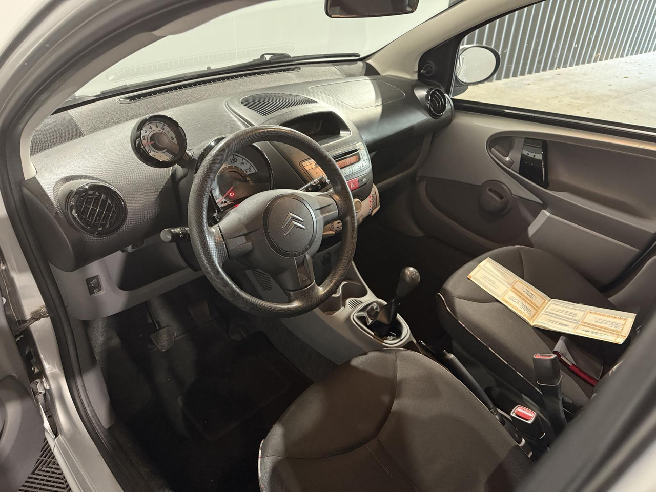 Citroen | C1 | 1.0-12V Selection | 2011 | 225.479 km | 66RNV7 | Logisch - Hatchback: picture 5 Citroen | C1 | 1.0-12V Selection | 2011 | 225.479 km | 66RNV7 | Logisch - Hatchback: picture 5