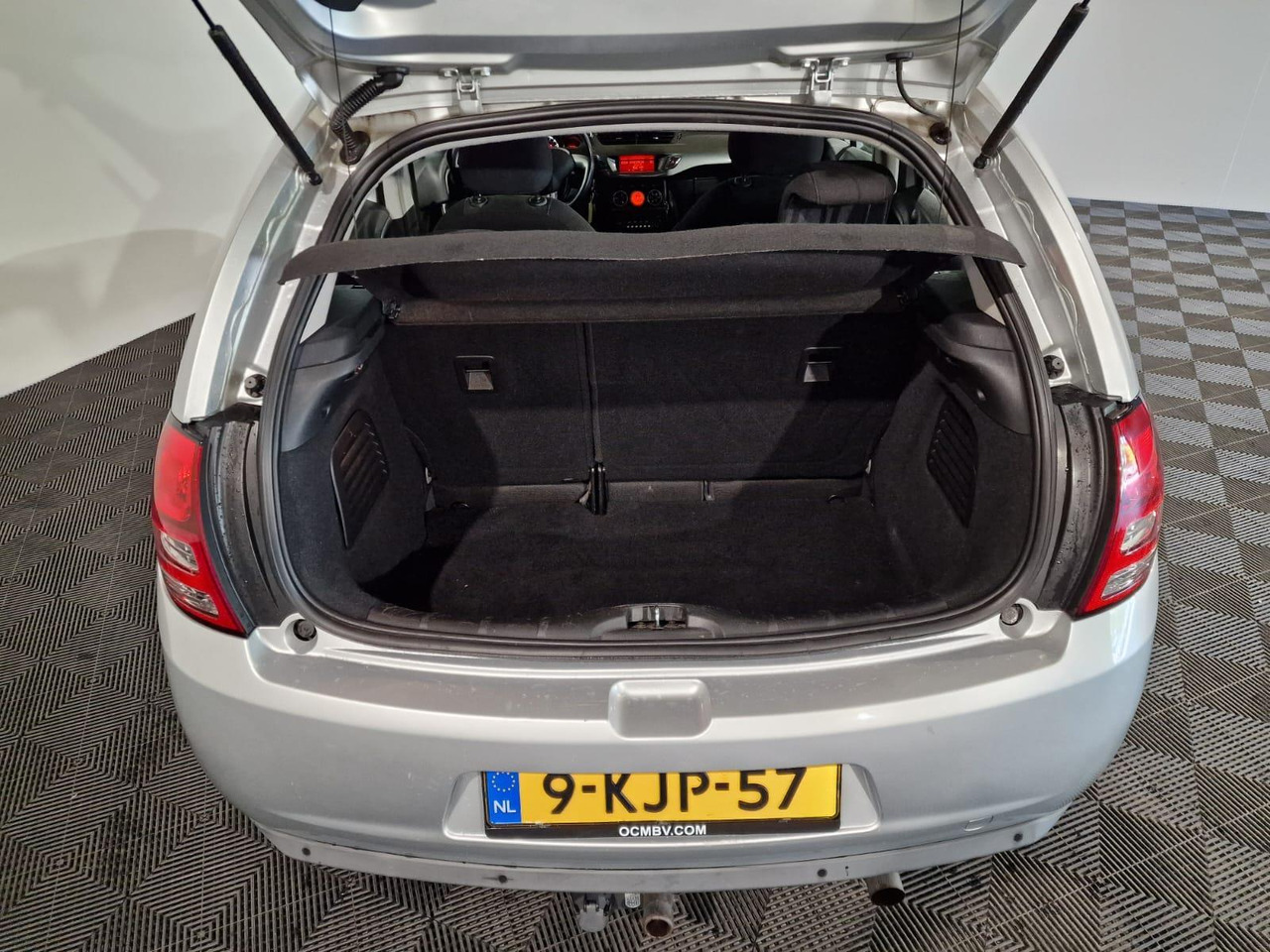 Citroen C3 1.6 Vti 9-KJP-57 193.593 km - Car: picture 3 Citroen C3 1.6 Vti 9-KJP-57 193.593 km - Car: picture 3
