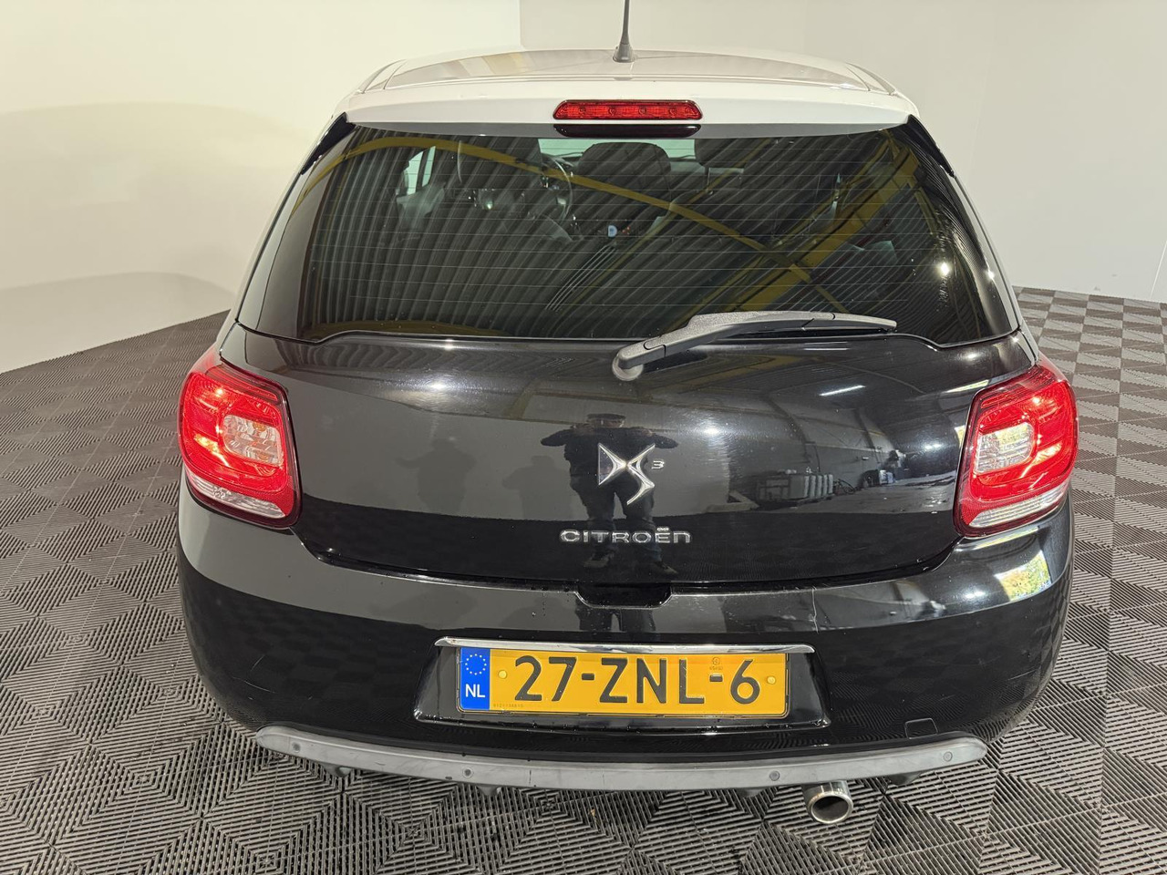 Citroen | DS3 | 1.2 VTi Business | 2013 | 136.694 km | 27ZNL6 | Logisch - Hatchback: picture 3 Citroen | DS3 | 1.2 VTi Business | 2013 | 136.694 km | 27ZNL6 | Logisch - Hatchback: picture 3