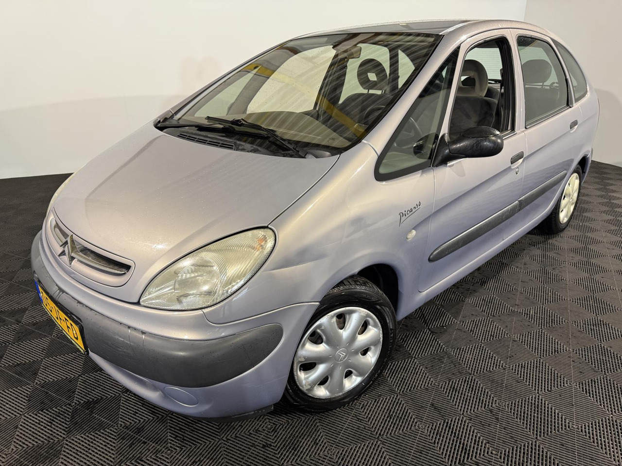 Citroen | Xsara Picasso | 1.8i-16V Plaisir | 2002 | 229.613 km | 05JFFD | Logisch - Car: picture 1 Citroen | Xsara Picasso | 1.8i-16V Plaisir | 2002 | 229.613 km | 05JFFD | Logisch - Car: picture 1