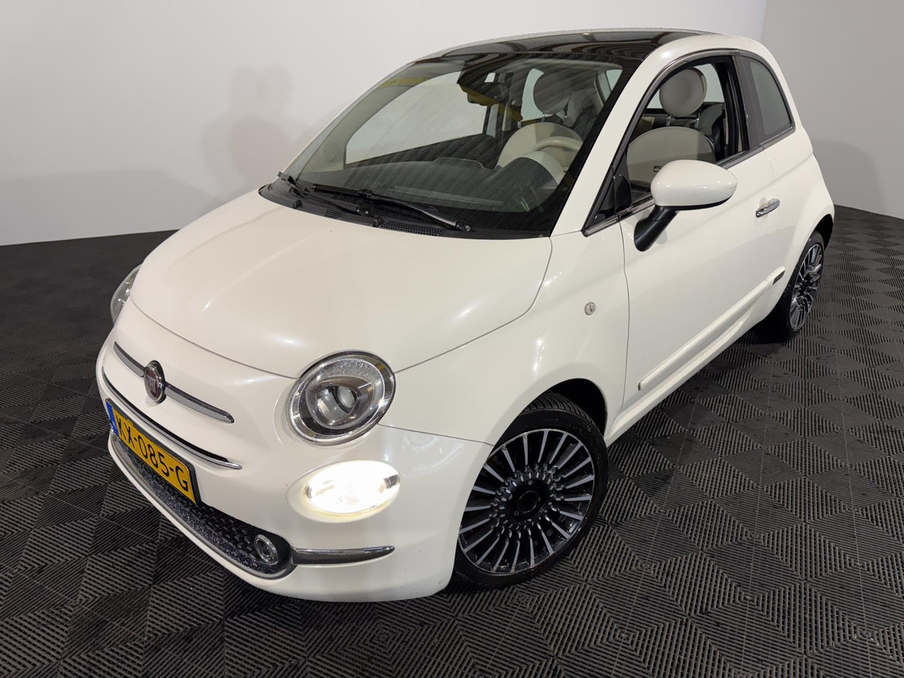 Fiat | 500 | 0.9 TwinAir Turbo Lounge | 2017 | 174.274 km | KX085G | Logisch - Hatchback: picture 1 Fiat | 500 | 0.9 TwinAir Turbo Lounge | 2017 | 174.274 km | KX085G | Logisch - Hatchback: picture 1