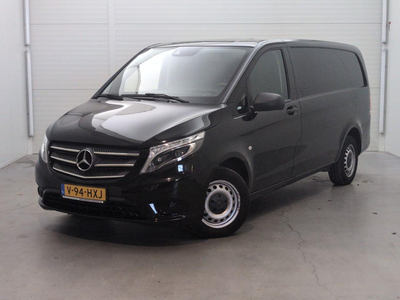 Mercedes - Benz Vito 114 CDI | 2017 | 166.691 km | Automaat | V94HXJ | NAP: Geen oordeel - Panel van: picture 1 Mercedes - Benz Vito 114 CDI | 2017 | 166.691 km | Automaat | V94HXJ | NAP: Geen oordeel - Panel van: picture 1