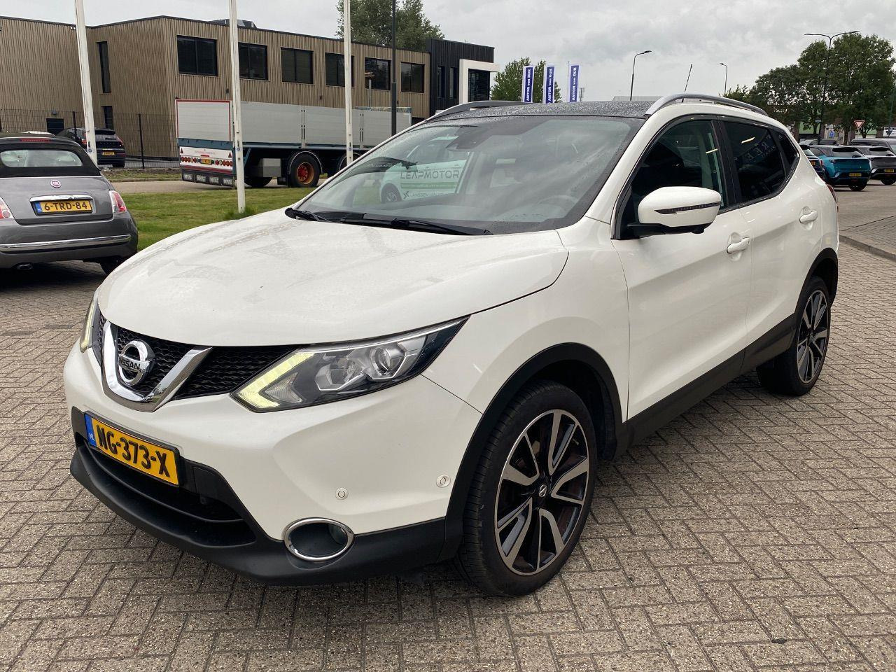 Nissan Qashqai 1.2 Tekna | 2016 | 172.484 km | Automaat | NG373X | NAP: Geen oordeel - SUV: picture 1 Nissan Qashqai 1.2 Tekna | 2016 | 172.484 km | Automaat | NG373X | NAP: Geen oordeel - SUV: picture 1