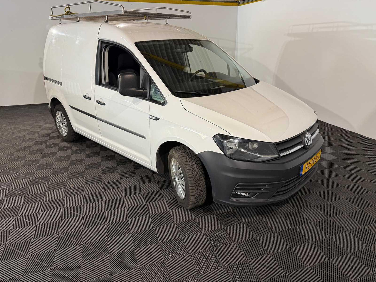 Volkswagen Caddy 2.0 TDI L1H1 BMT Comfortline VZ-140-J 169.307 km - Other machinery: picture 5 Volkswagen Caddy 2.0 TDI L1H1 BMT Comfortline VZ-140-J 169.307 km - Other machinery: picture 5