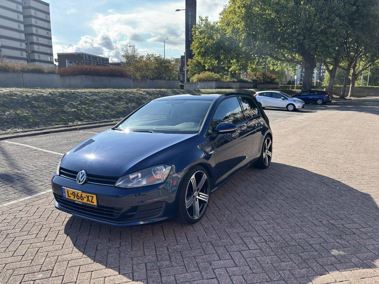 Volkswagen | Golf | 1.2 TSI Trendline | 2013 | 179.403 km | L966XZ | Geen oordeel - Hatchback: picture 1 Volkswagen | Golf | 1.2 TSI Trendline | 2013 | 179.403 km | L966XZ | Geen oordeel - Hatchback: picture 1