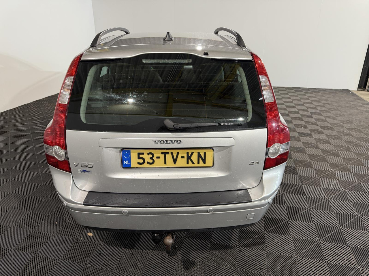 Volvo | V50 | 2.4i Kinetic | 2007 | 281.648 km | 53TVKN | Logisch - Car: picture 2 Volvo | V50 | 2.4i Kinetic | 2007 | 281.648 km | 53TVKN | Logisch - Car: picture 2