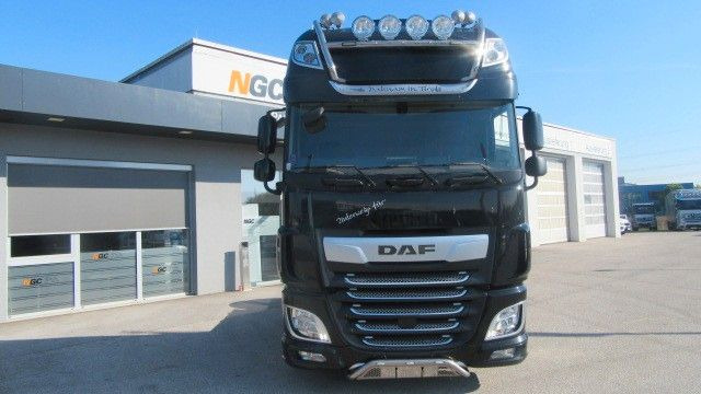 DAF XF 530 - Tractor unit: picture 2 DAF XF 530 - Tractor unit: picture 2