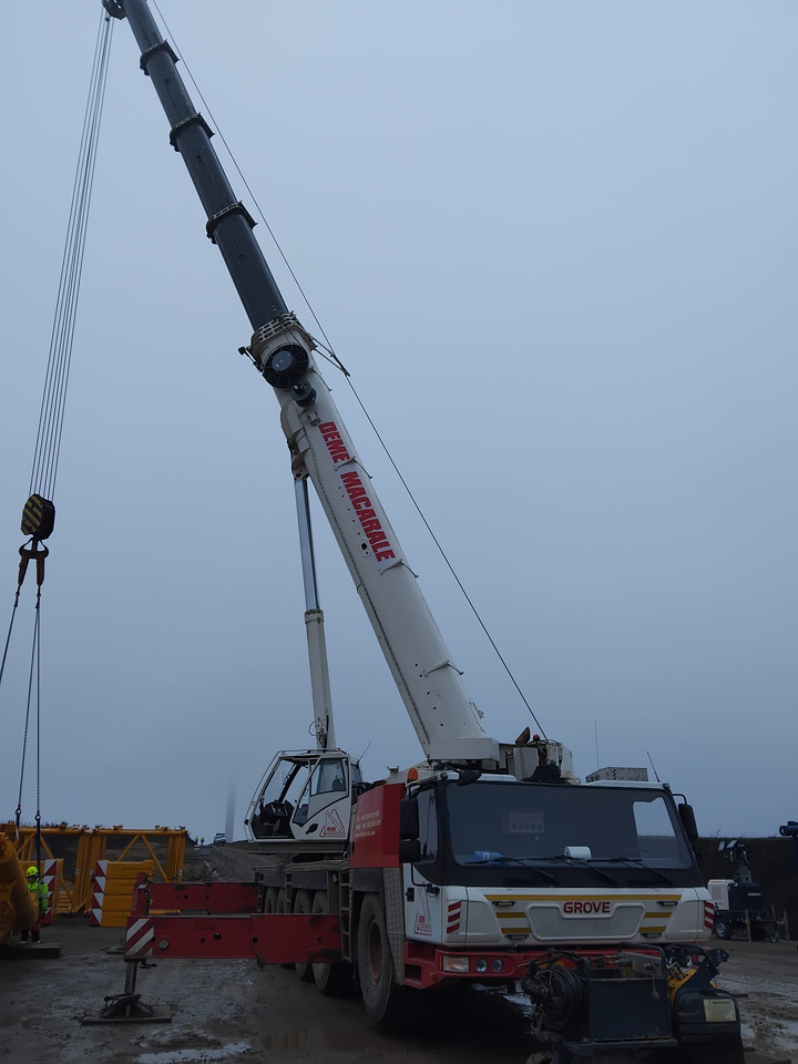 GROVE GMK5220 - Mobile crane: picture 2 GROVE GMK5220 - Mobile crane: picture 2