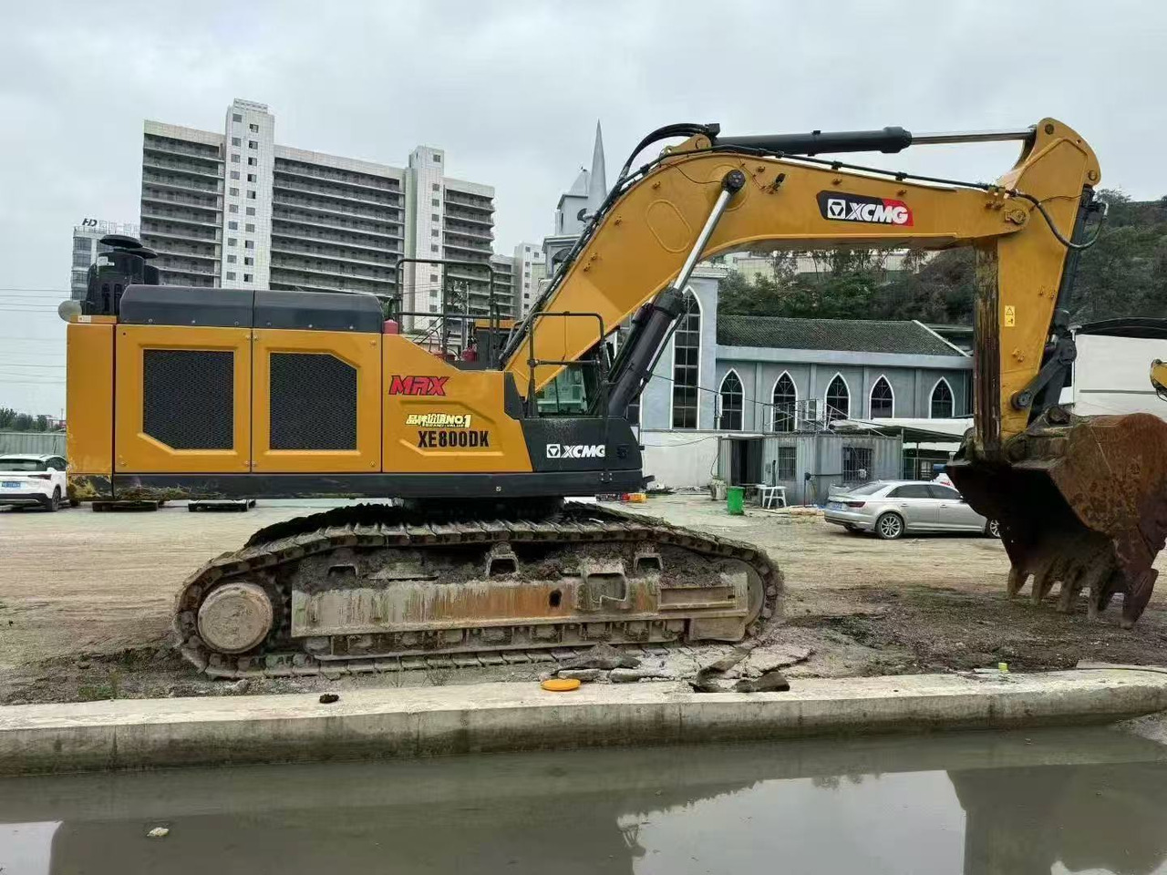 XCMG XE800DK - Crawler excavator: picture 2 XCMG XE800DK - Crawler excavator: picture 2