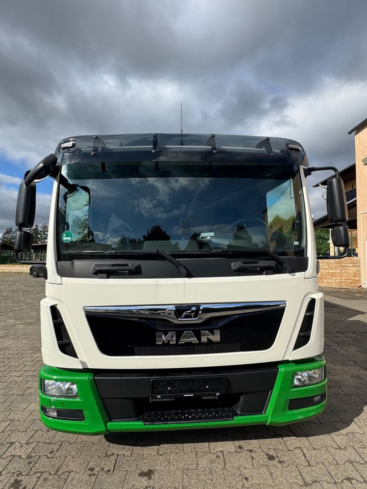 MAN TGL 8.190/GT-Rollo/B-L/Klima/aus1.Hand - Beverage truck: picture 2 MAN TGL 8.190/GT-Rollo/B-L/Klima/aus1.Hand - Beverage truck: picture 2