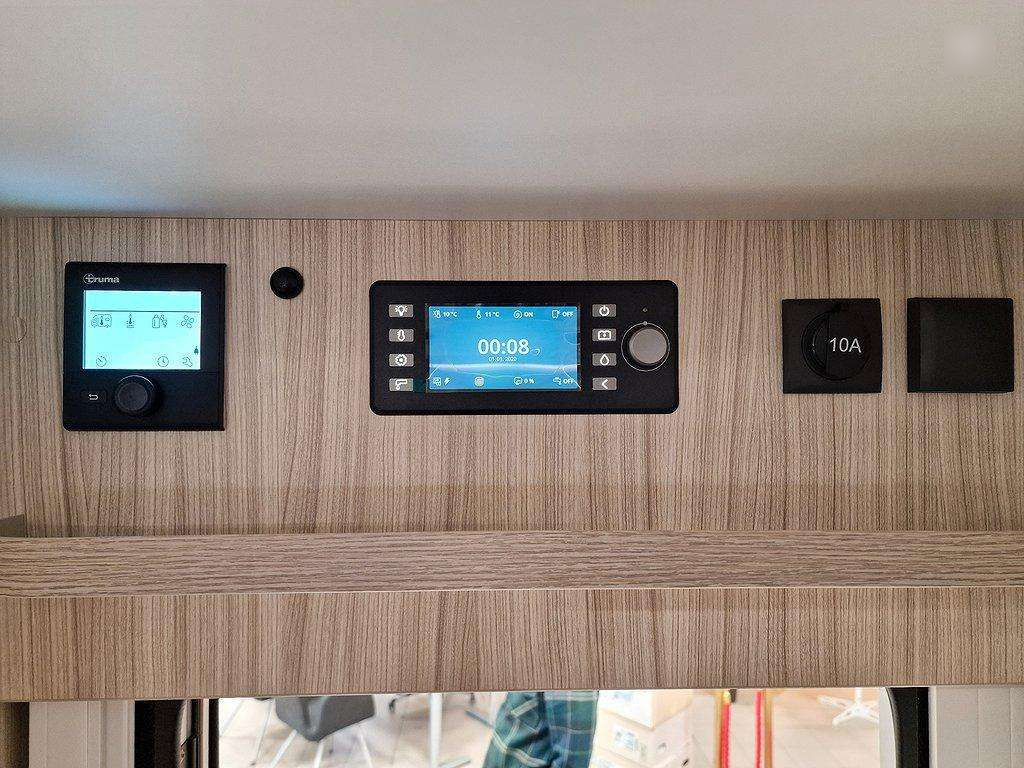 New Semi-integrated motorhome SUN LIVING C 65 SL: picture 13