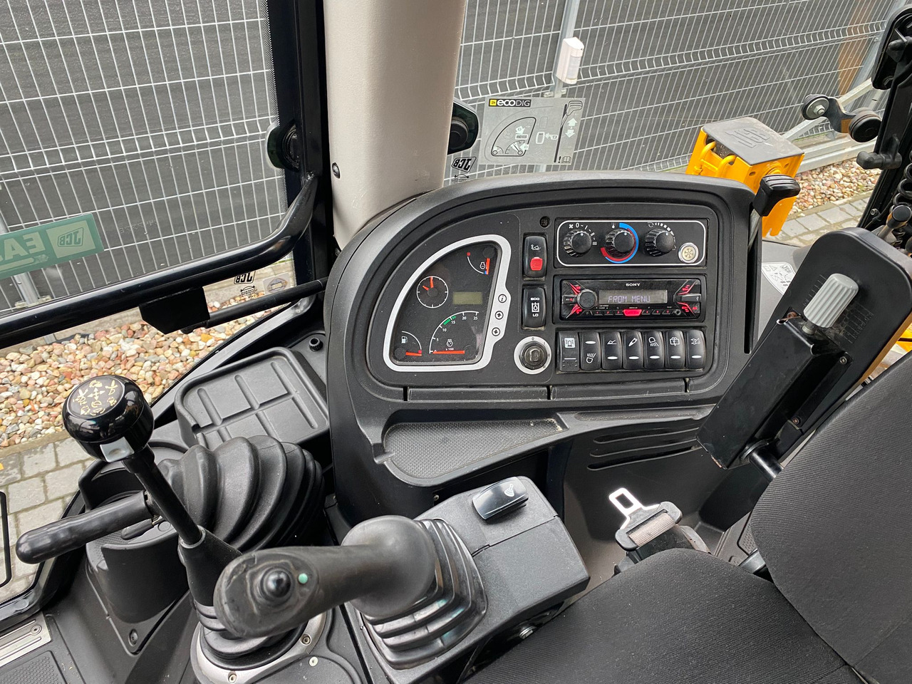 JCB 4CX - Backhoe loader: picture 2 JCB 4CX - Backhoe loader: picture 2