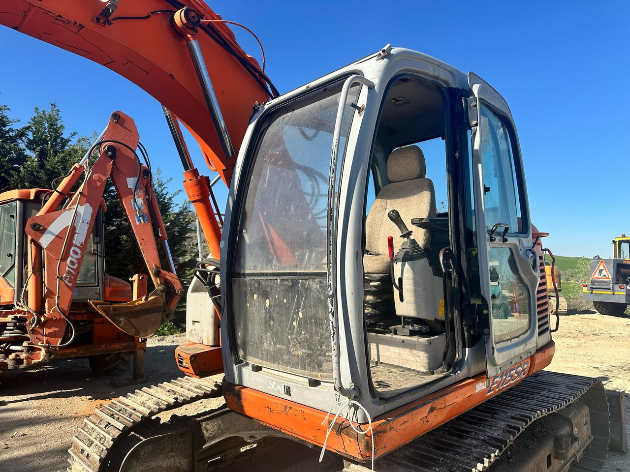 FIAT KOBELCO E115SR - Crawler excavator: picture 5 FIAT KOBELCO E115SR - Crawler excavator: picture 5