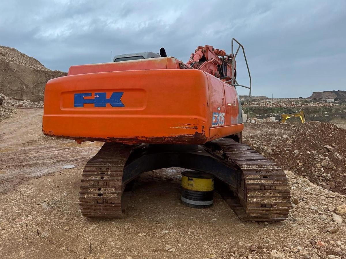 FIAT KOBELCO E305 - Crawler excavator: picture 2 FIAT KOBELCO E305 - Crawler excavator: picture 2