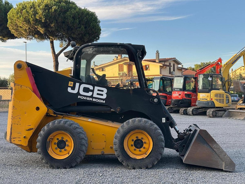 JCB 225 - Compact track loader: picture 4 JCB 225 - Compact track loader: picture 4