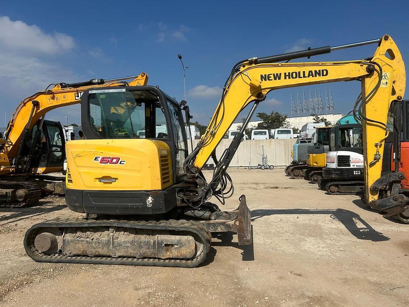 New Holland E60C - Mini excavator: picture 1 New Holland E60C - Mini excavator: picture 1