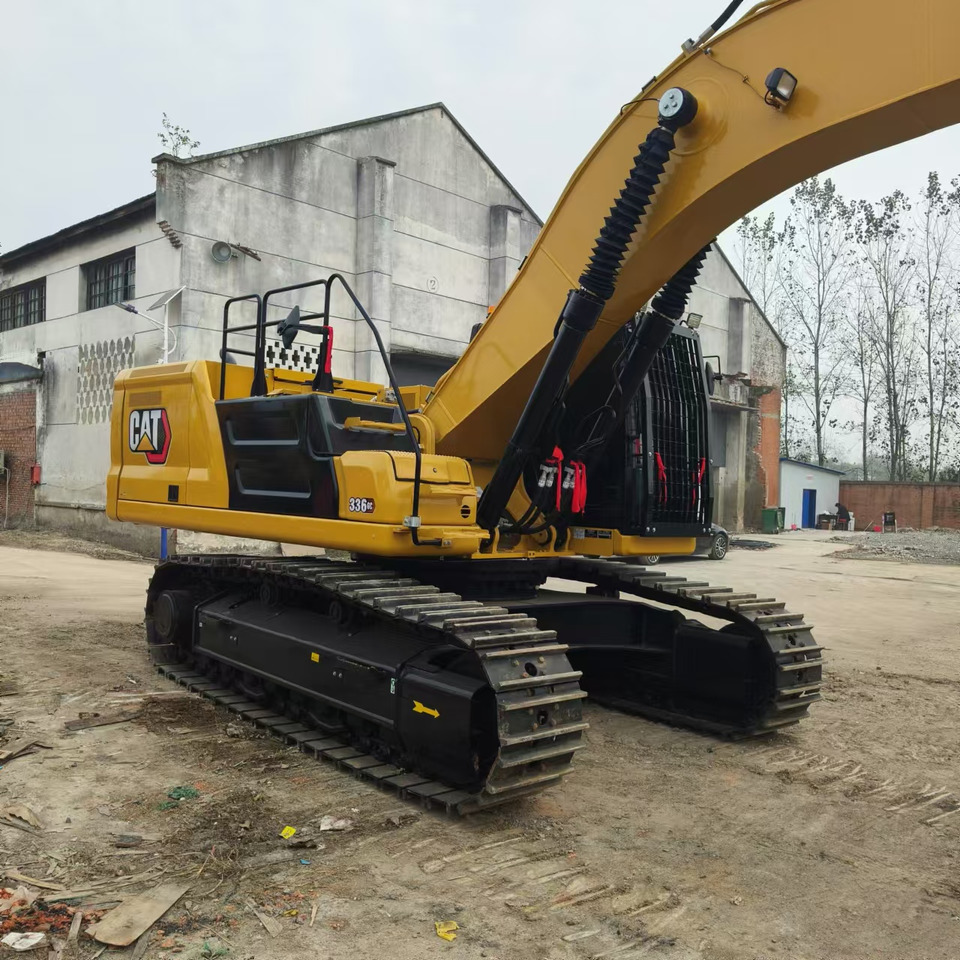Crawler excavator CATERPILLAR 336GC: picture 17