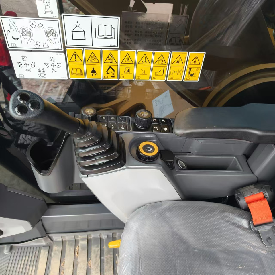 Crawler excavator CATERPILLAR 336GC: picture 10