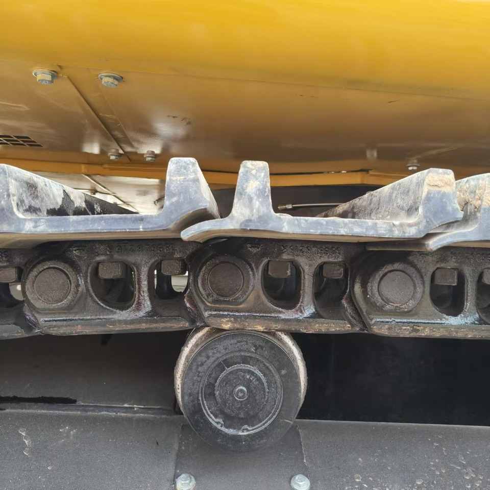 Crawler excavator CATERPILLAR 336GC: picture 30
